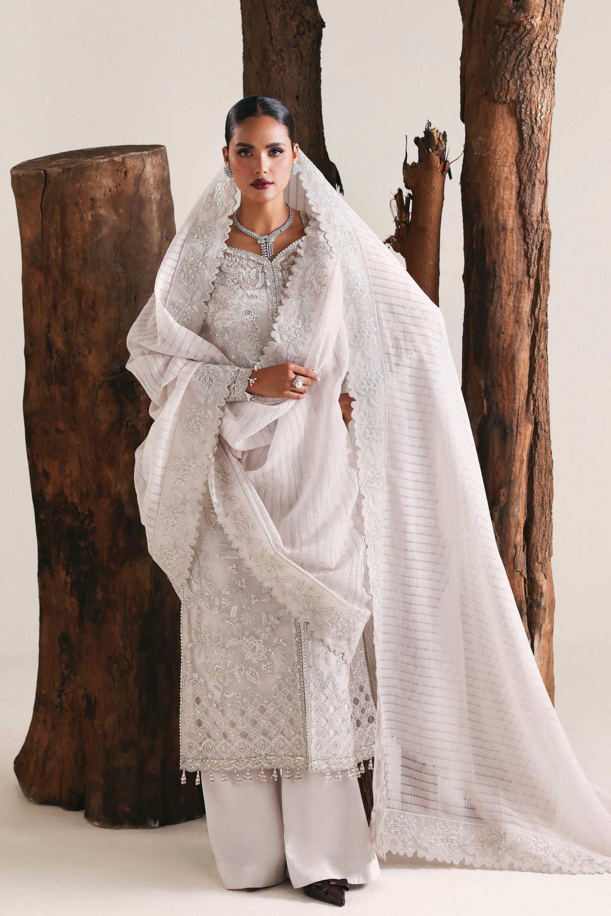 Akbar Aslam | Formal Pret | Allure - by Libasekhas UK - Registered Vendor of : Akbar Aslam - 100% Original Designer Dress