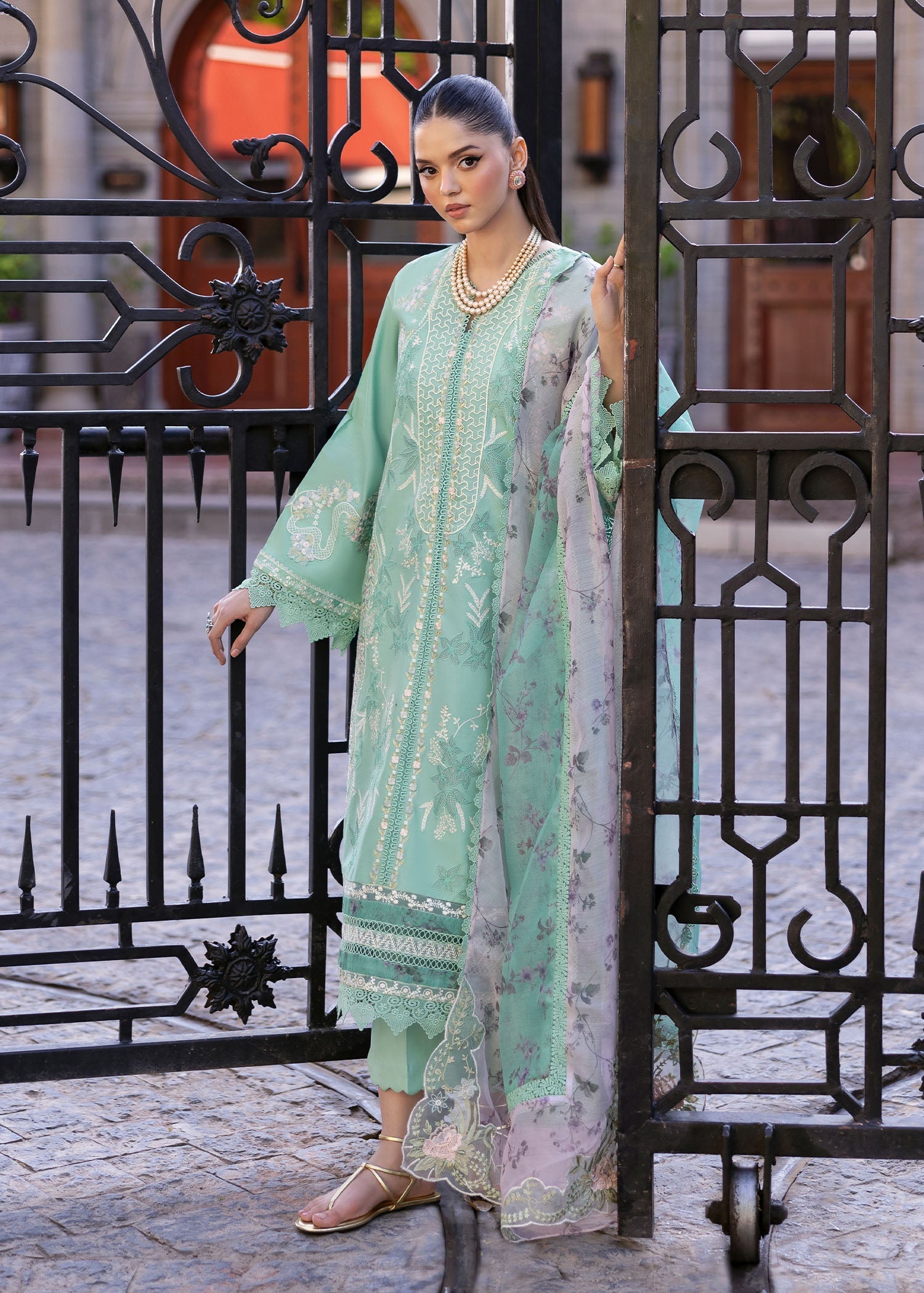 Saira Shakira | Bloom Lawn 25 | CHLOE 3-B - by - Libasekhas UK - Registered Vendor of : Saira Shakira - 100% Original Designer Dresss