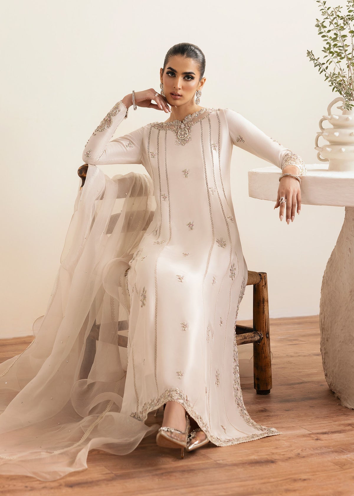 Kanwal Malik | Miray Luxury Pret | Freya - by - Libasekhas UK - Registered Vendor of : Kanwal Malik - 100% Original Designer Dresss
