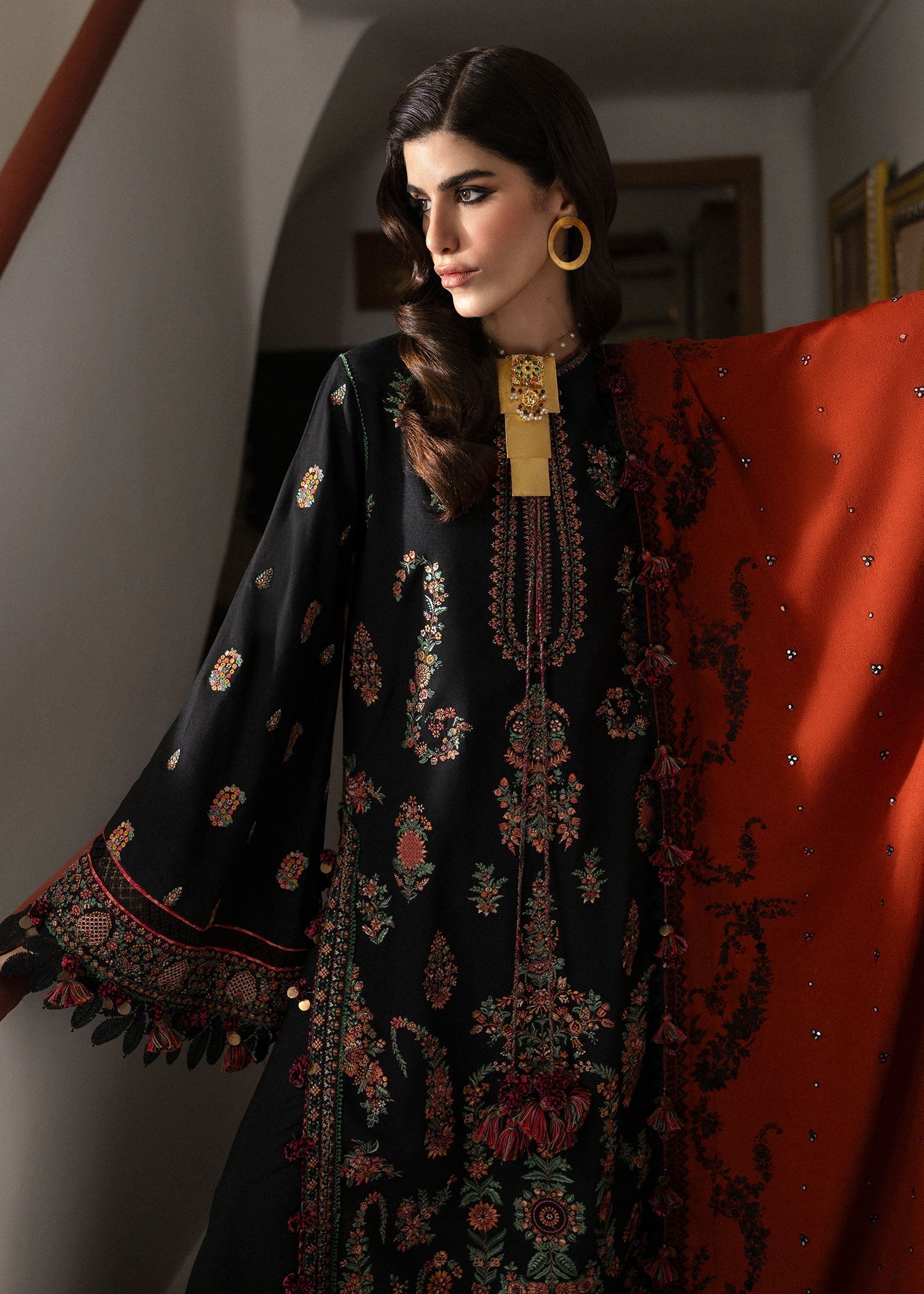 Hussain Rehar | Karandi Winter 24 | Sahe - by - Libasekhas UK - Registered Vendor of : Hussain Rehar - 100% Original Designer Dresss