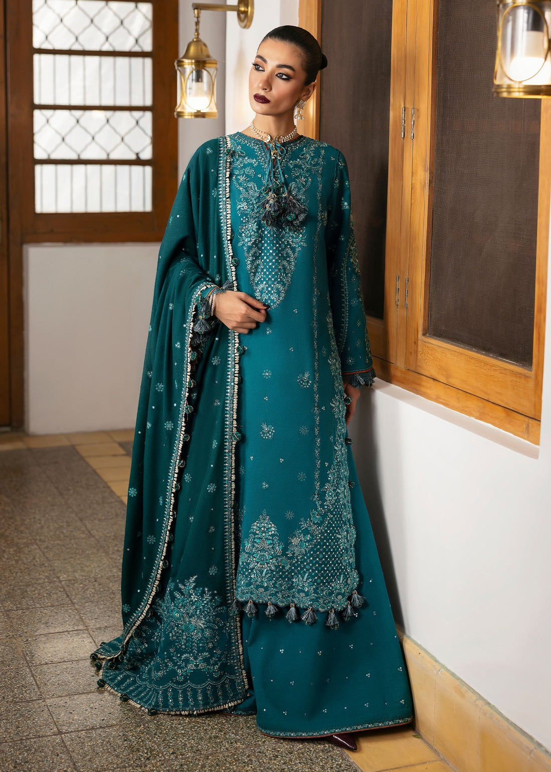 Hussain Rehar | Karandi Winter 24 | Durk - by - Libasekhas UK - Registered Vendor of : Hussain Rehar - 100% Original Designer Dresss