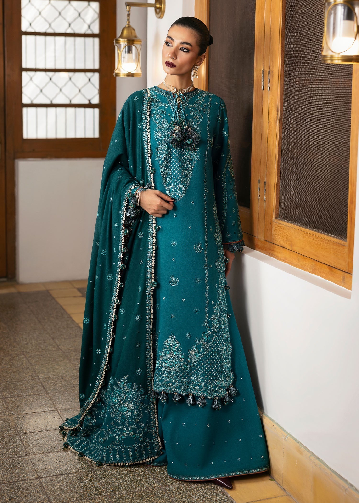 Hussain Rehar | Karandi Winter 24 | Durk - by - Libasekhas UK - Registered Vendor of : Hussain Rehar - 100% Original Designer Dresss