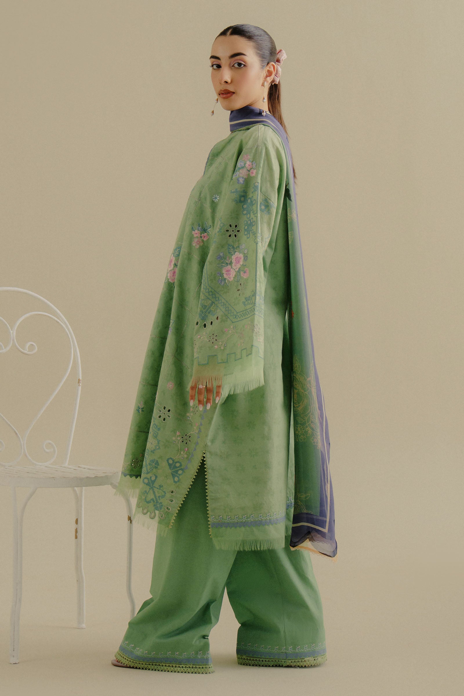 Zara Shahjahan | Coco Lawn 25 | Sufa-5A - by - Libasekhas UK - Registered Vendor of : Zara Shahjahan - 100% Original Designer Dresss