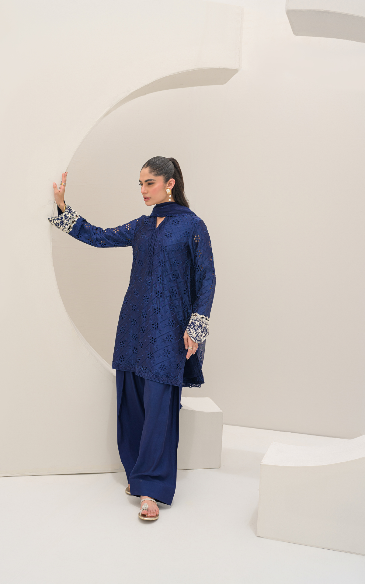 Sana Abbas | Ara Eid Luxe | Sora - by Libasekhas - Registered Vendor of : Sana Abbas - 100% Original Designer Dress