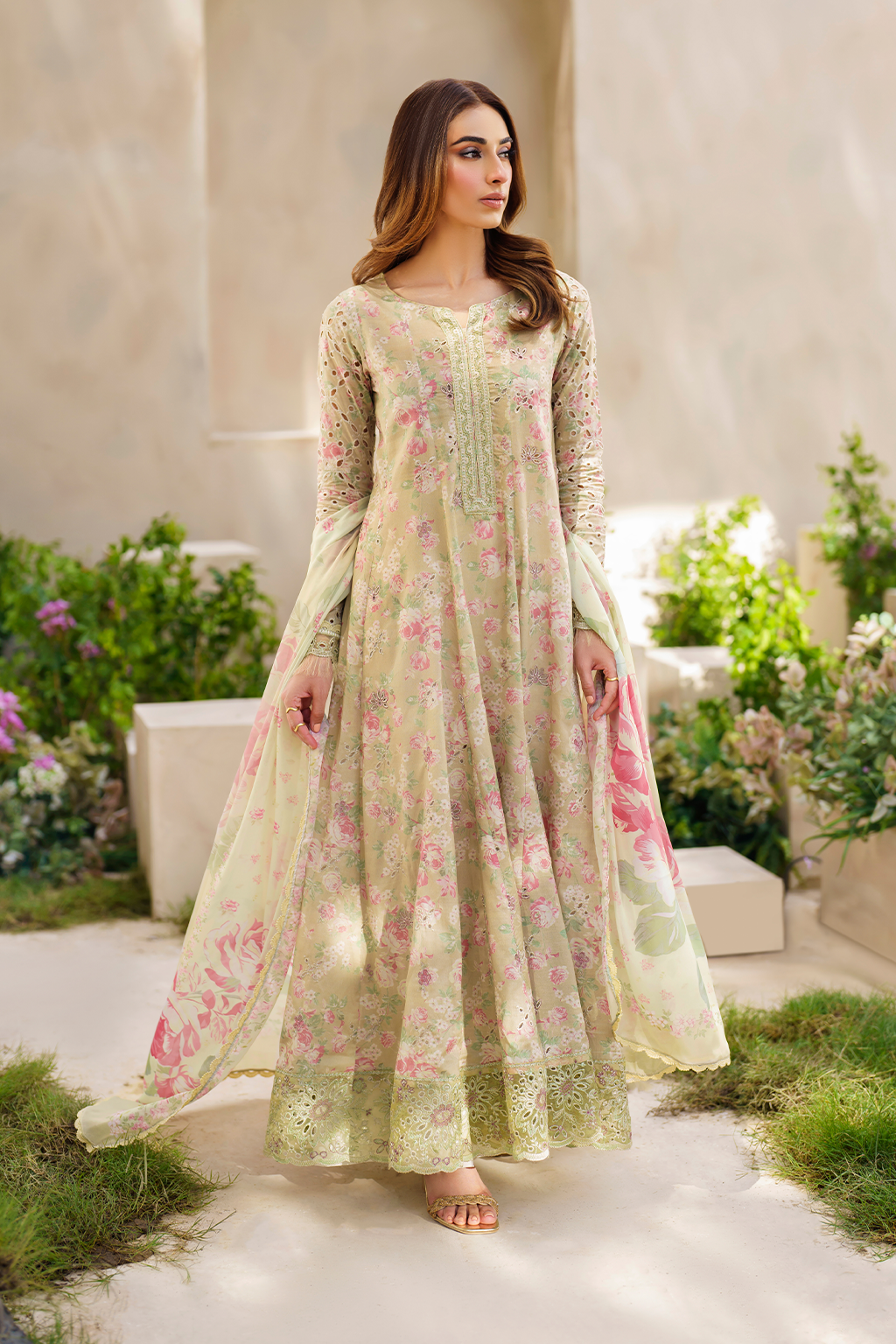 Iznik | Festive lawn 24 | SFL-05 - by - Libasekhas UK - Registered Vendor of : Iznik - 100% Original Designer Dresss