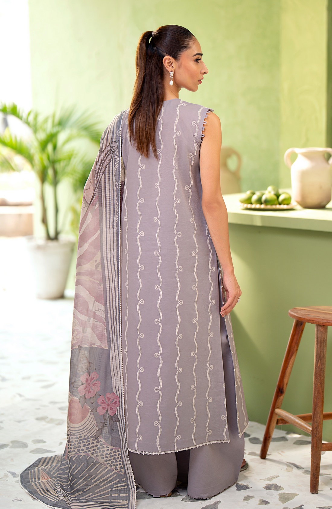 Seran | Artisan Lawn 25 | GRIS - by - Libasekhas UK - Registered Vendor of : Seran - 100% Original Designer Dresss