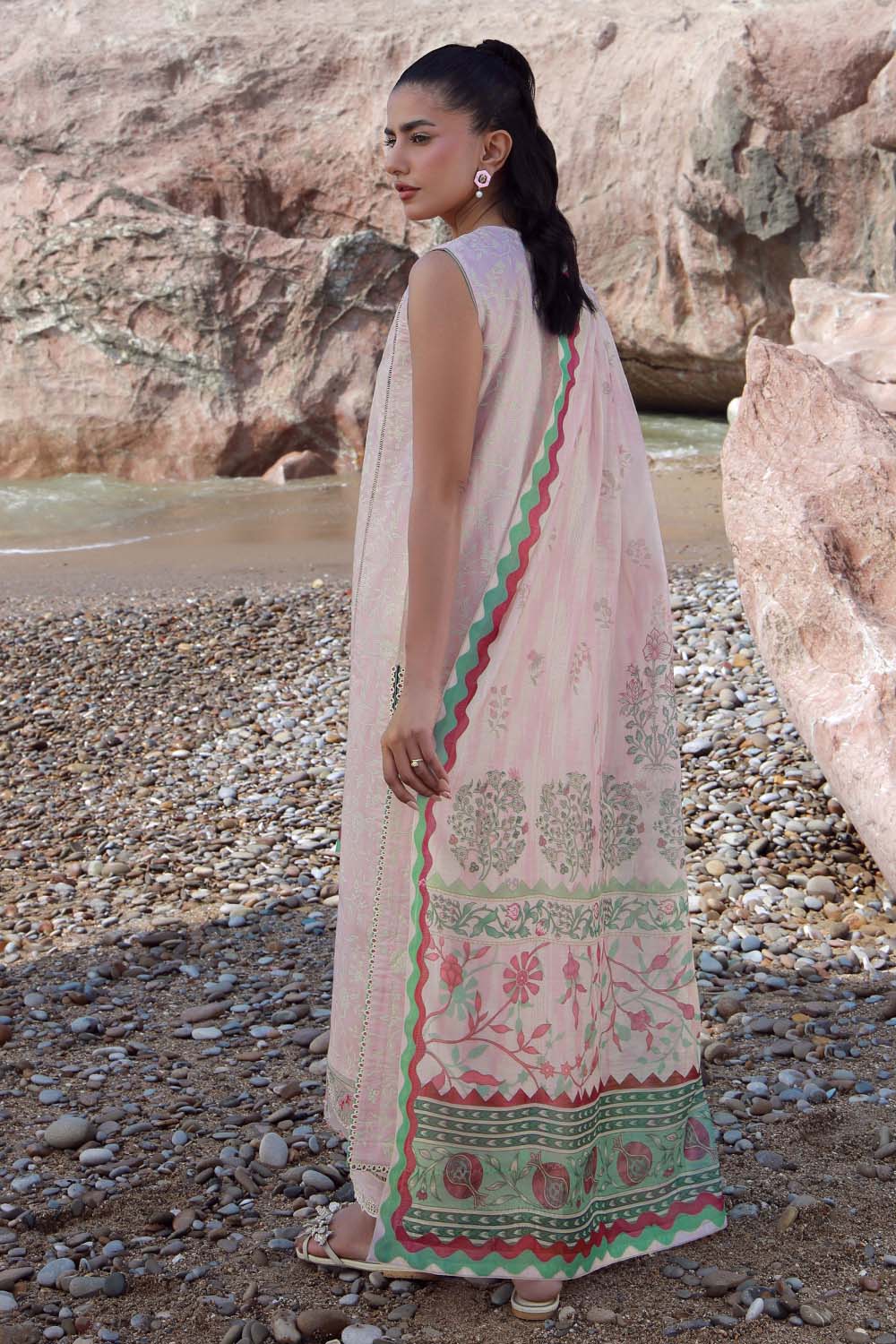 Seran | Afsanah Lawn 25 | INSA - by - Libasekhas UK - Registered Vendor of : Seran - 100% Original Designer Dresss
