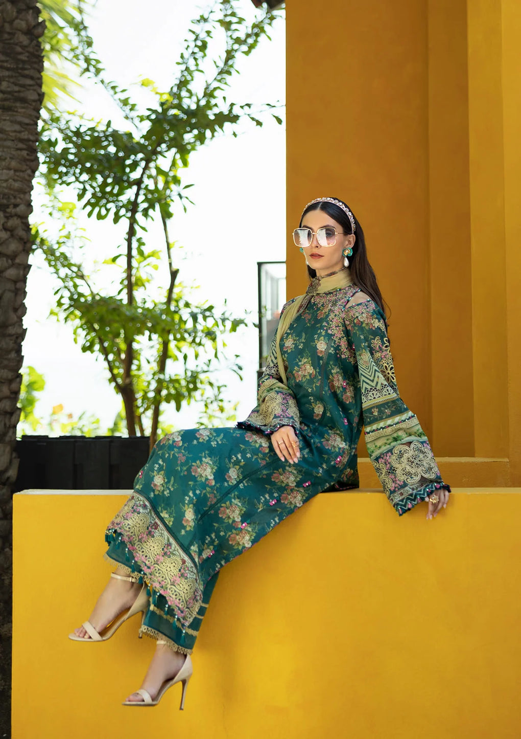 Elaf Premium | Signature 25 | ETS-07A STAY CURIOUS - Ladies Clothes -  Libasekhas