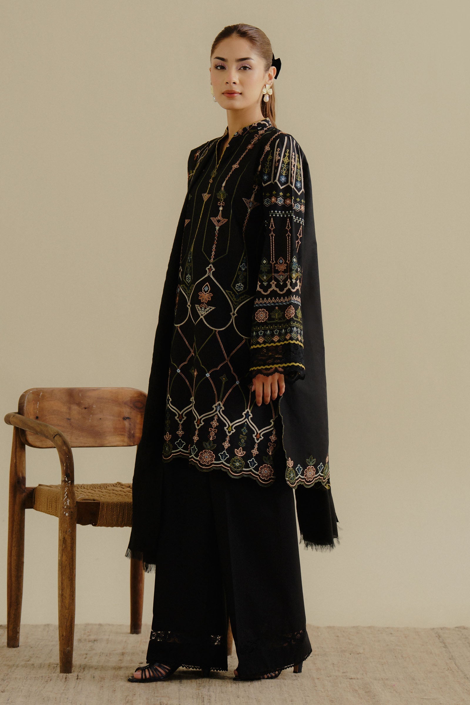 Zara Shahjahan | Coco Lawn 25 | Iris-2A - by - Libasekhas UK - Registered Vendor of : Zara Shahjahan - 100% Original Designer Dresss