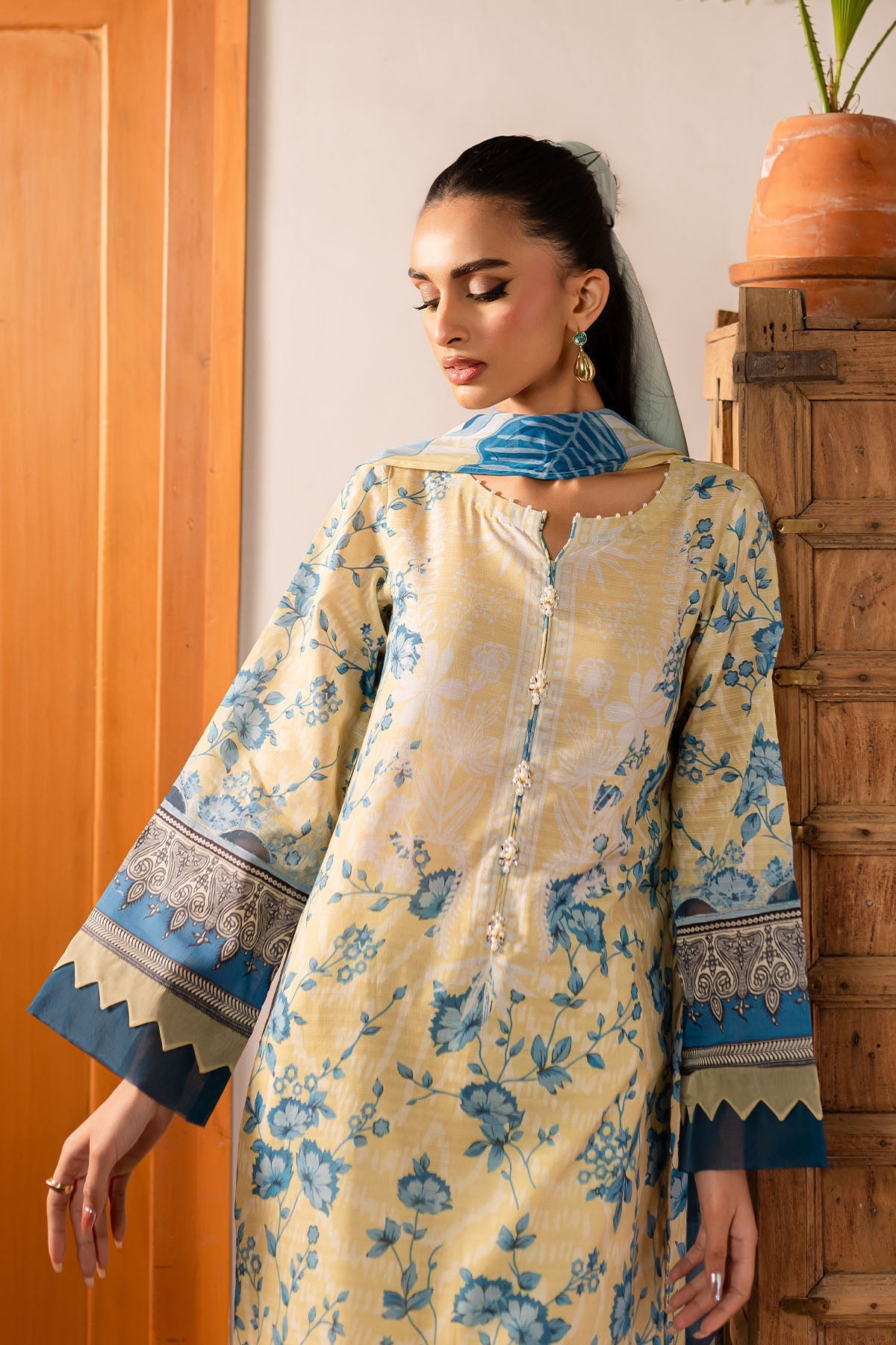 Nureh | Printed lawn 25 | SP-136 - by - Libasekhas UK - Registered Vendor of : Nureh - 100% Original Designer Dresss