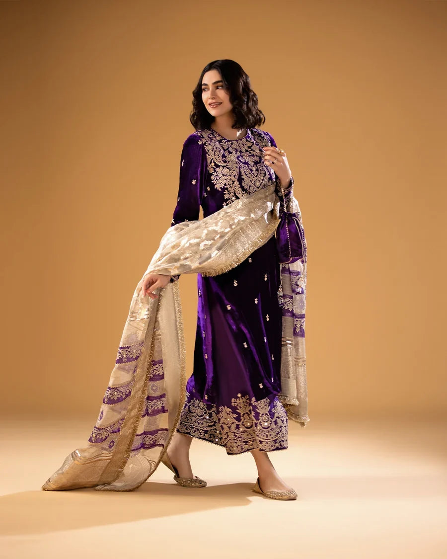 Faiza Saqlain | Luxury Formals | Madno - by Libasekhas UK - Registered Vendor of : Faiza Saqlain - 100% Original Designer Dress