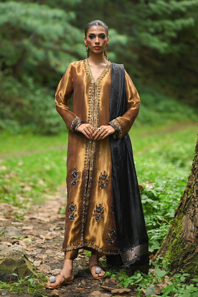 Hue Pret | Farasha Luxury Winter | Nawal - by - Libasekhas UK - Registered Vendor of : Hue Pret - 100% Original Designer Dresss