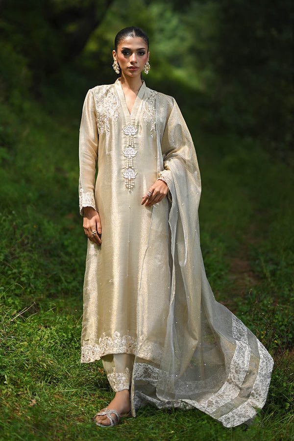 Hue Pret | Farasha Luxury Winter | Esmeray - by - Libasekhas UK - Registered Vendor of : Hue Pret - 100% Original Designer Dresss