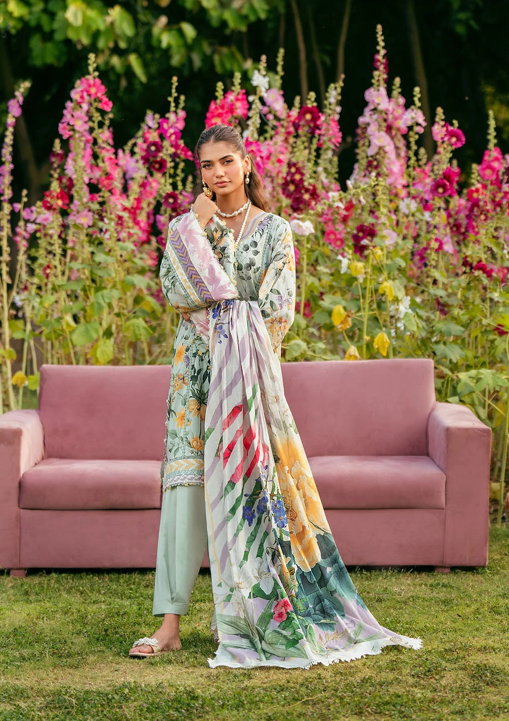 Elaf Premium | Prints 25 | EPS-7B ELARIS - by - Libasekhas UK - Registered Vendor of : Elaf Premium - 100% Original Designer Dresss