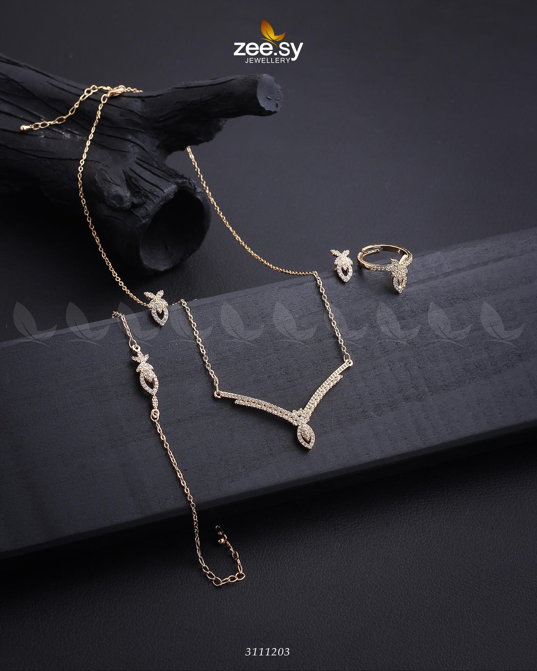 Siskin Pendant - by - Libasekhas UK - Registered Vendor of : Zeesy - 100% Original Designer Dresss