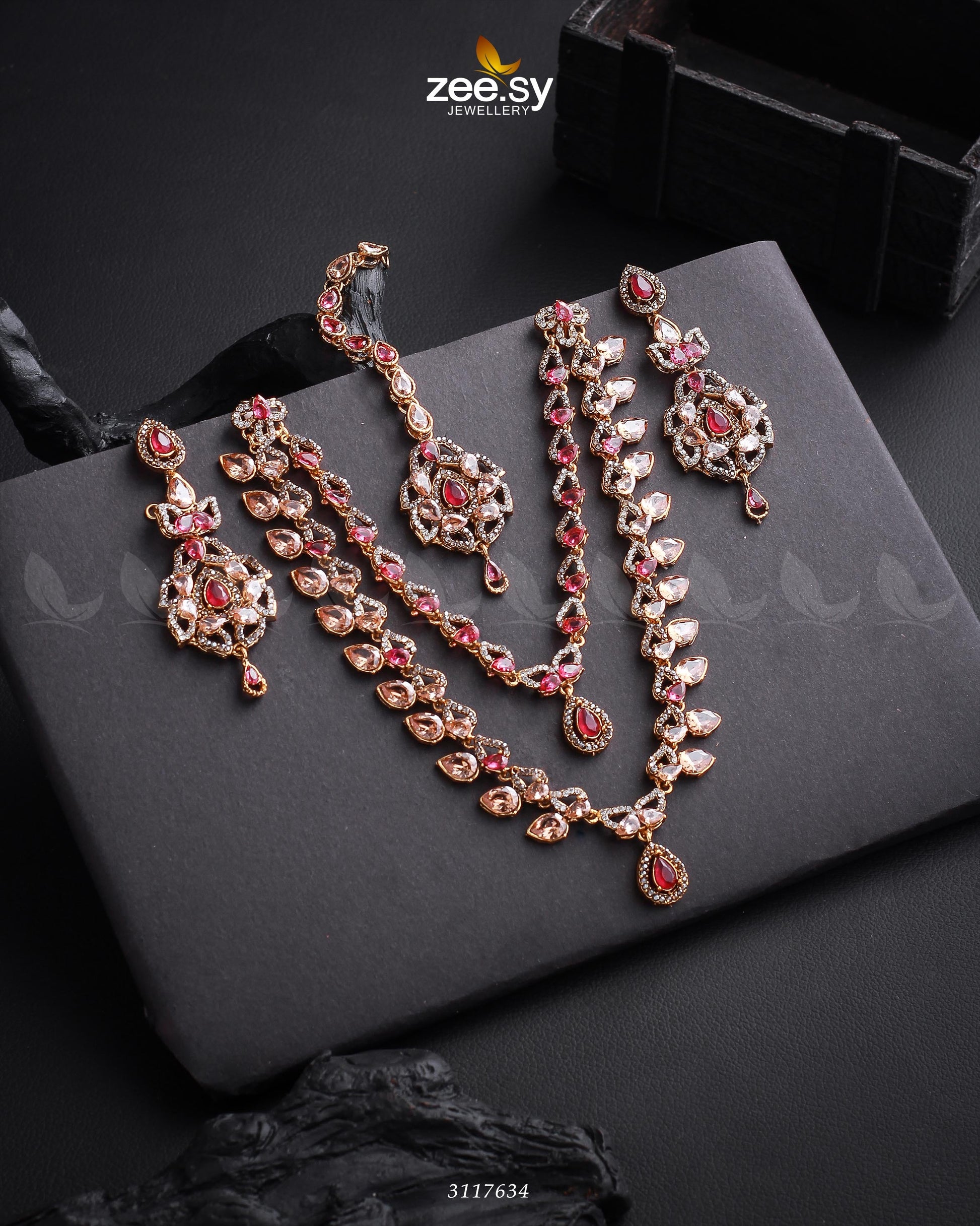 Urwa Hocane Necklace Set - by - Libasekhas UK - Registered Vendor of : Zeesy - 100% Original Designer Dresss