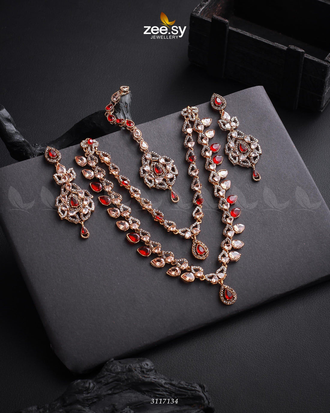 Urwa Hocane Necklace Set - by - Libasekhas UK - Registered Vendor of : Zeesy - 100% Original Designer Dresss