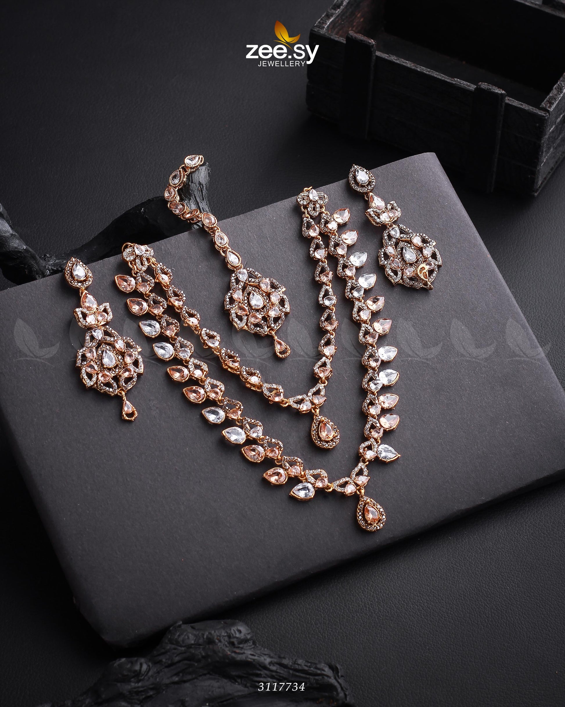 Urwa Hocane Necklace Set - by - Libasekhas UK - Registered Vendor of : Zeesy - 100% Original Designer Dresss