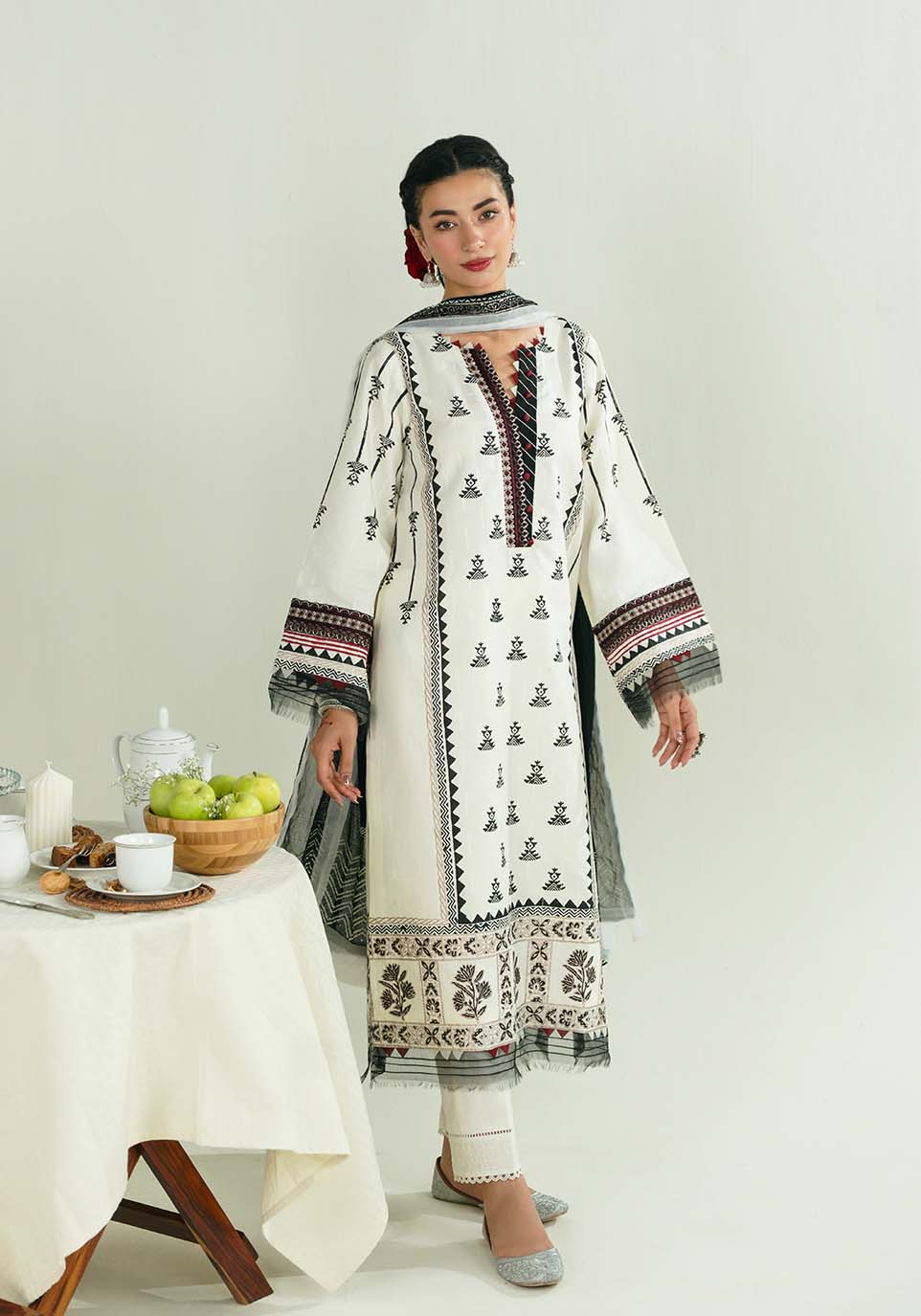 Zarqash | Nazakat Ready to Wear | NOOR-E-SIYAH - by Libasekhas UK - Registered Vendor of : Zarqash - 100% Original Designer Dress