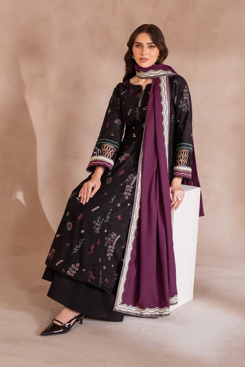Iznik | Exclusive Winter | UE-363 - by - Libasekhas UK - Registered Vendor of : Iznik - 100% Original Designer Dresss