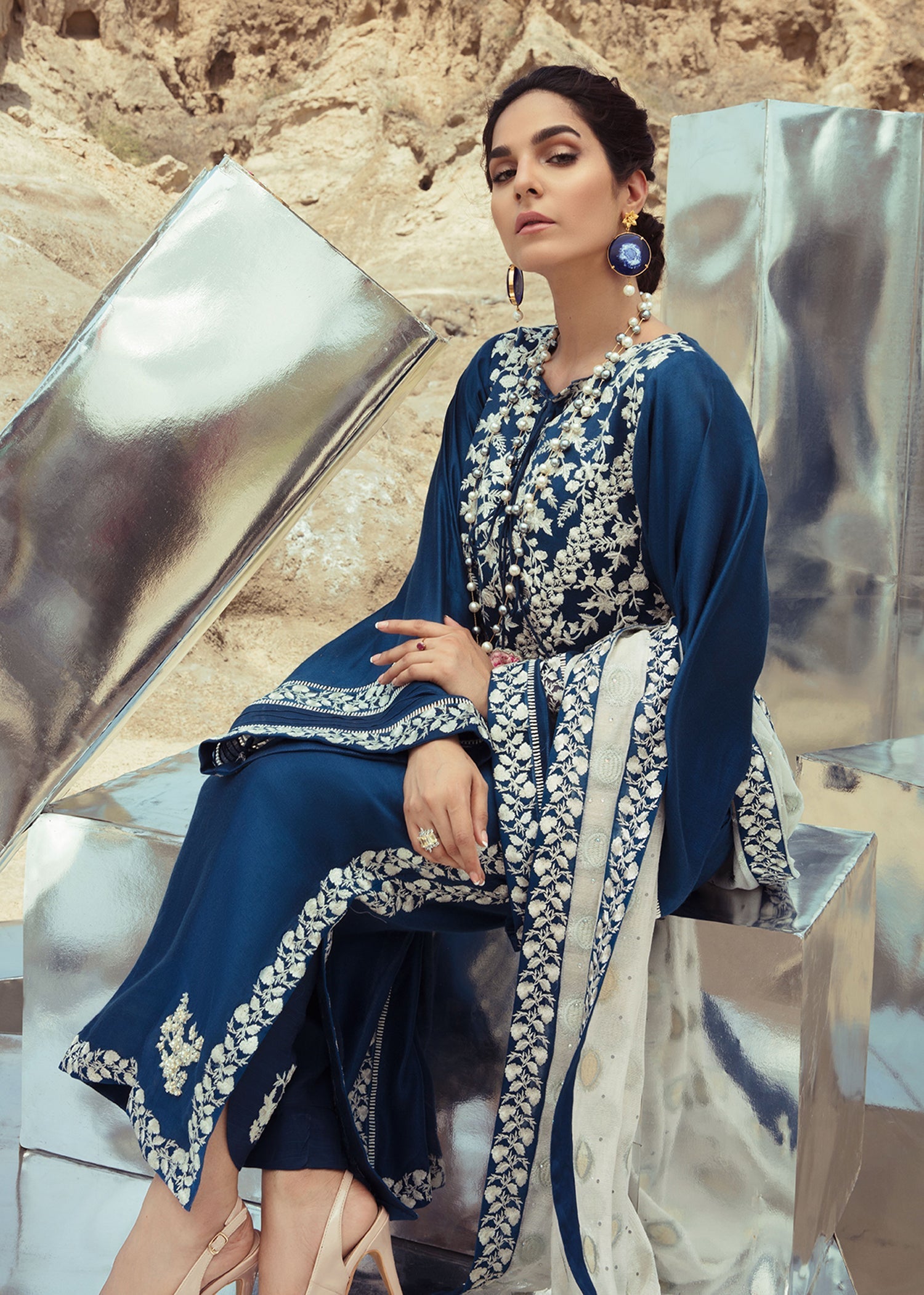 Saira Shakira | Luxury Pret | Prussia - by Libasekhas UK - Registered Vendor of : Saira Shakira - 100% Original Designer Dress