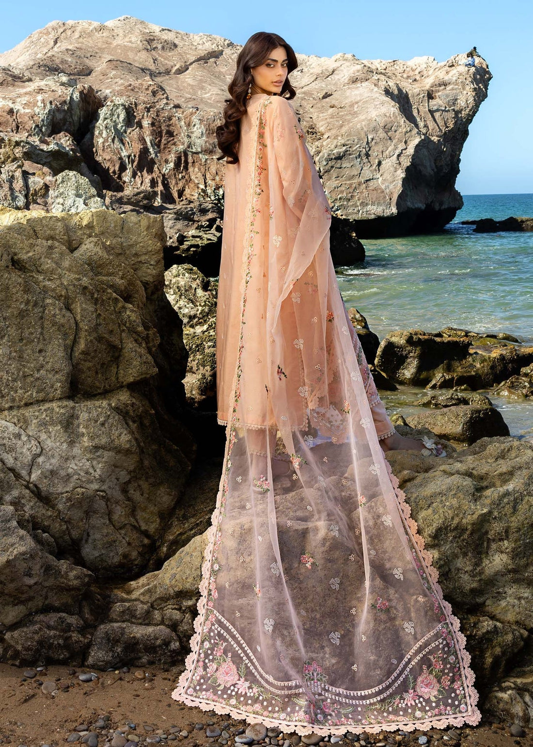 Akbar Aslam | Mare Lawn Edit 25 | Veyra - by - Libasekhas UK - Registered Vendor of : Akbar Aslam - 100% Original Designer Dresss