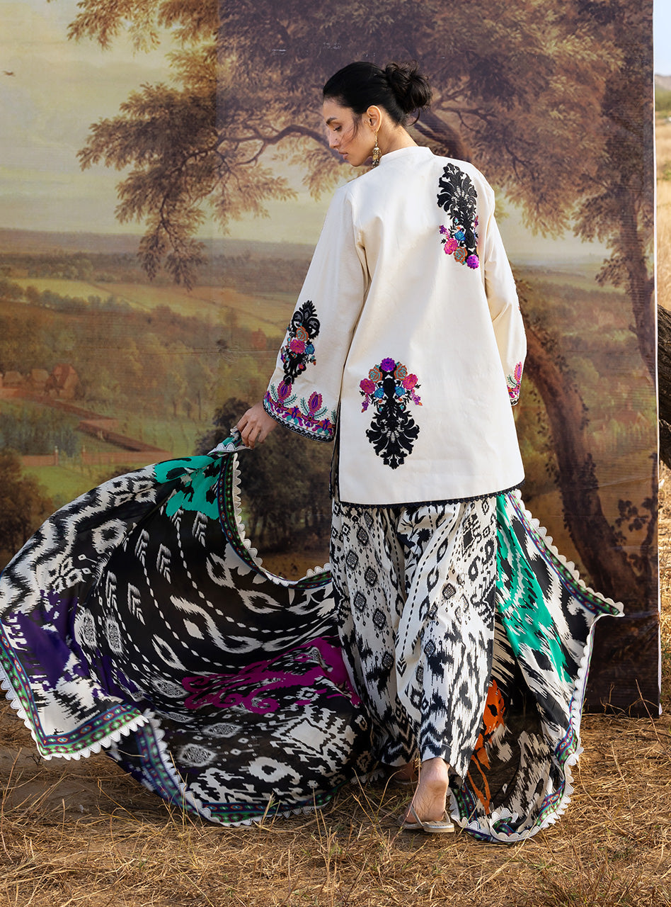 Zainab Chottani | Spring Summer Lawn 26 | Nivara 17 - by Libasekhas UK - Registered Vendor of : Zainab Chottani - 100% Original Designer Dress