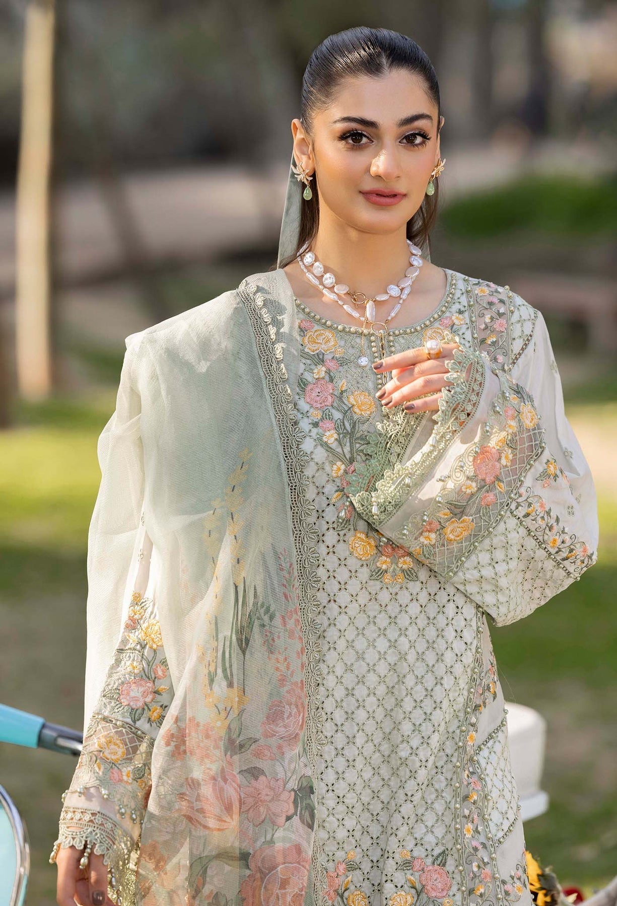 Adans Libas | Gul Rukh Lawn 25 | RUKH 2831 - by - Libasekhas UK - Registered Vendor of : Adans Libas - 100% Original Designer Dresss
