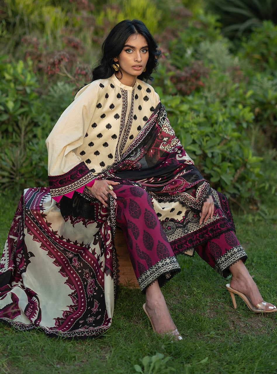 Zainab Chottani | Luxe Lawn 26 | Nour - 09 - by Libasekhas UK - Registered Vendor of : Zainab Chottani - 100% Original Designer Dress