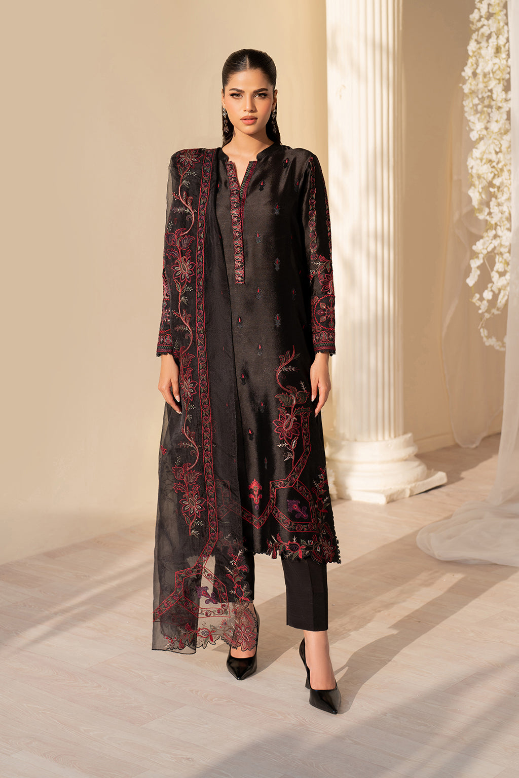 Iznik | Festive Formal | UE-434 Embroidered Pure silk - by Libasekhas UK - Registered Vendor of : Iznik - 100% Original Designer Dress
