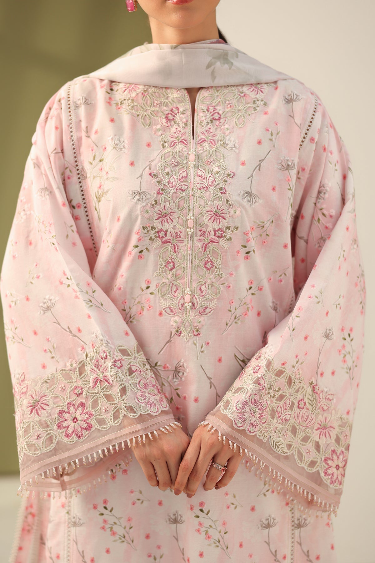 Baroque | Eid Printique | EMBROIDERED PRINTED LAWN UF-4180 - by - Libasekhas UK - Registered Vendor of : Baroque - 100% Original Designer Dresss
