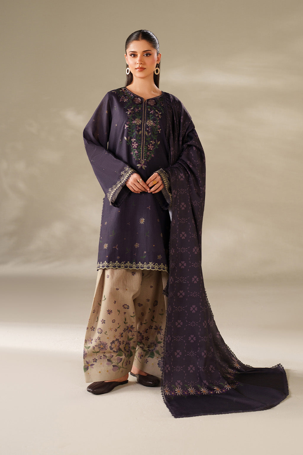 Iznik | Winter Chapter 25 | UE-568 Printed Khaddar - by Libasekhas UK - Registered Vendor of : Iznik - 100% Original Designer Dress