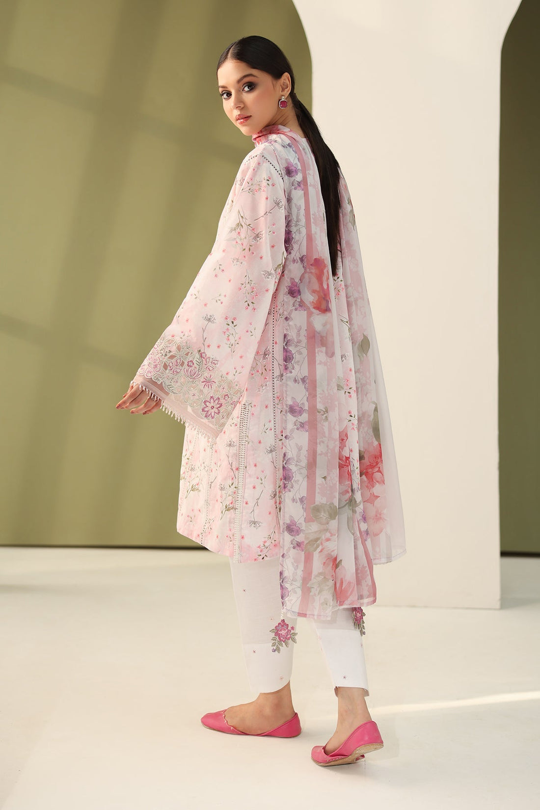 Baroque | Eid Printique | EMBROIDERED PRINTED LAWN UF-4180 - by - Libasekhas UK - Registered Vendor of : Baroque - 100% Original Designer Dresss