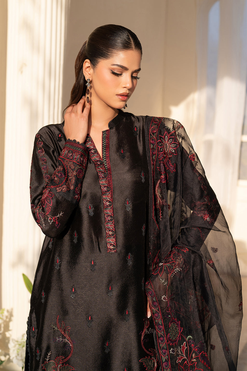 Iznik | Festive Formal | UE-434 Embroidered Pure silk - by Libasekhas UK - Registered Vendor of : Iznik - 100% Original Designer Dress