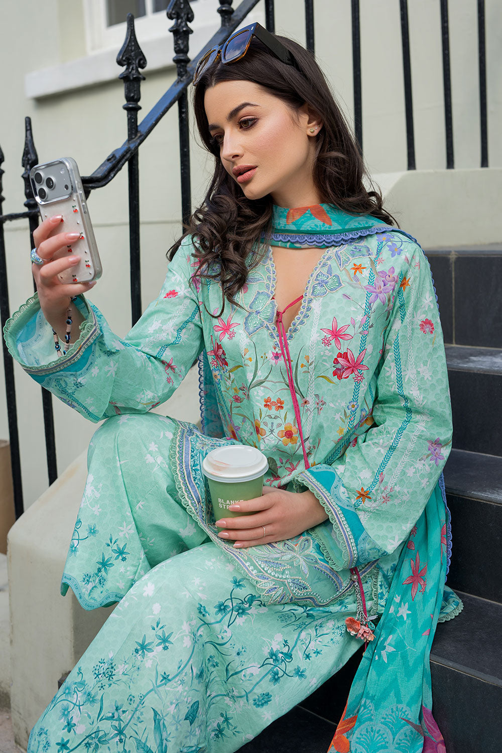 Sobia Nazir | Prints 26 | 3B - by Libasekhas UK - Registered Vendor of : Sobia Nazir - 100% Original Designer Dress