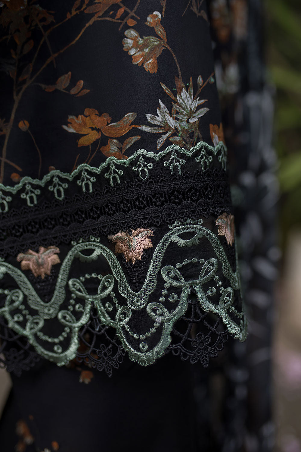 Sobia Nazir | Basics 25 | Design 3B - by - Libasekhas UK - Registered Vendor of : Sobia Nazir - 100% Original Designer Dresss