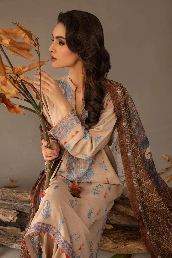 Sobia Nazir | Autumn Winter 23 | 3B - by - Libasekhas UK - Registered Vendor of : Sobia Nazir - 100% Original Designer Dresss