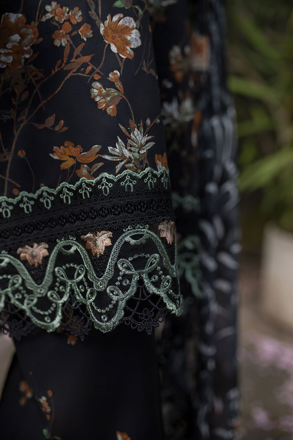 Sobia Nazir | Basics 25 | Design 3B - by - Libasekhas UK - Registered Vendor of : Sobia Nazir - 100% Original Designer Dresss