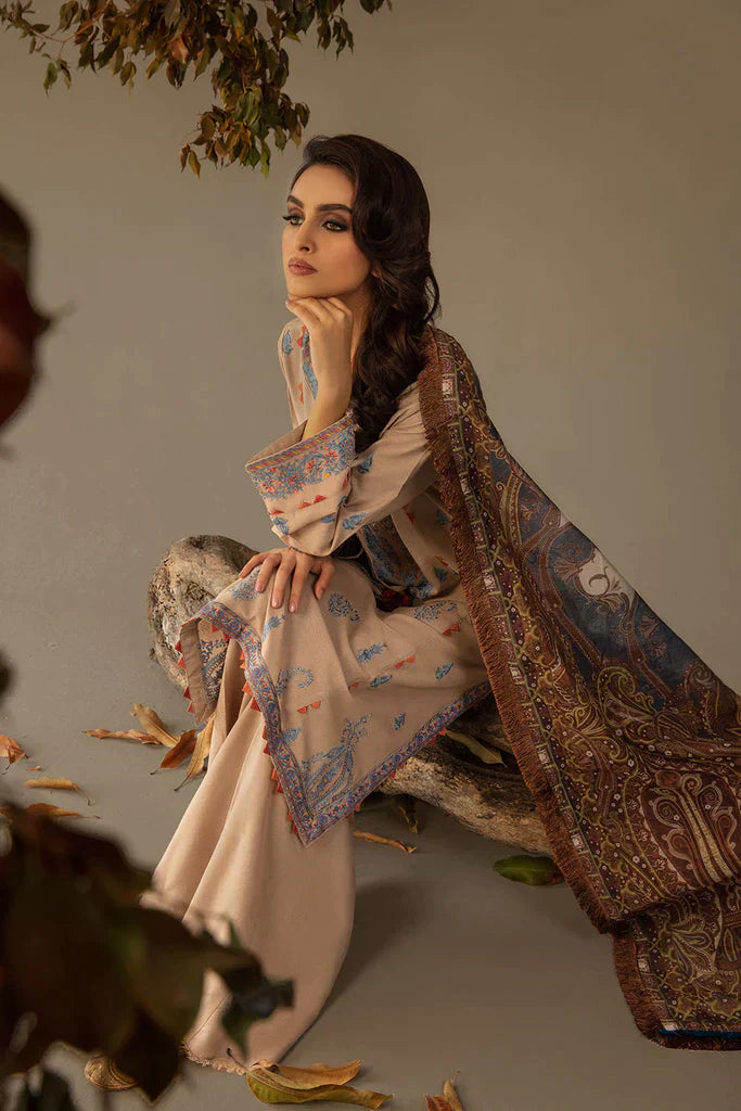 Sobia Nazir | Autumn Winter 23 | 3B - by - Libasekhas UK - Registered Vendor of : Sobia Nazir - 100% Original Designer Dresss