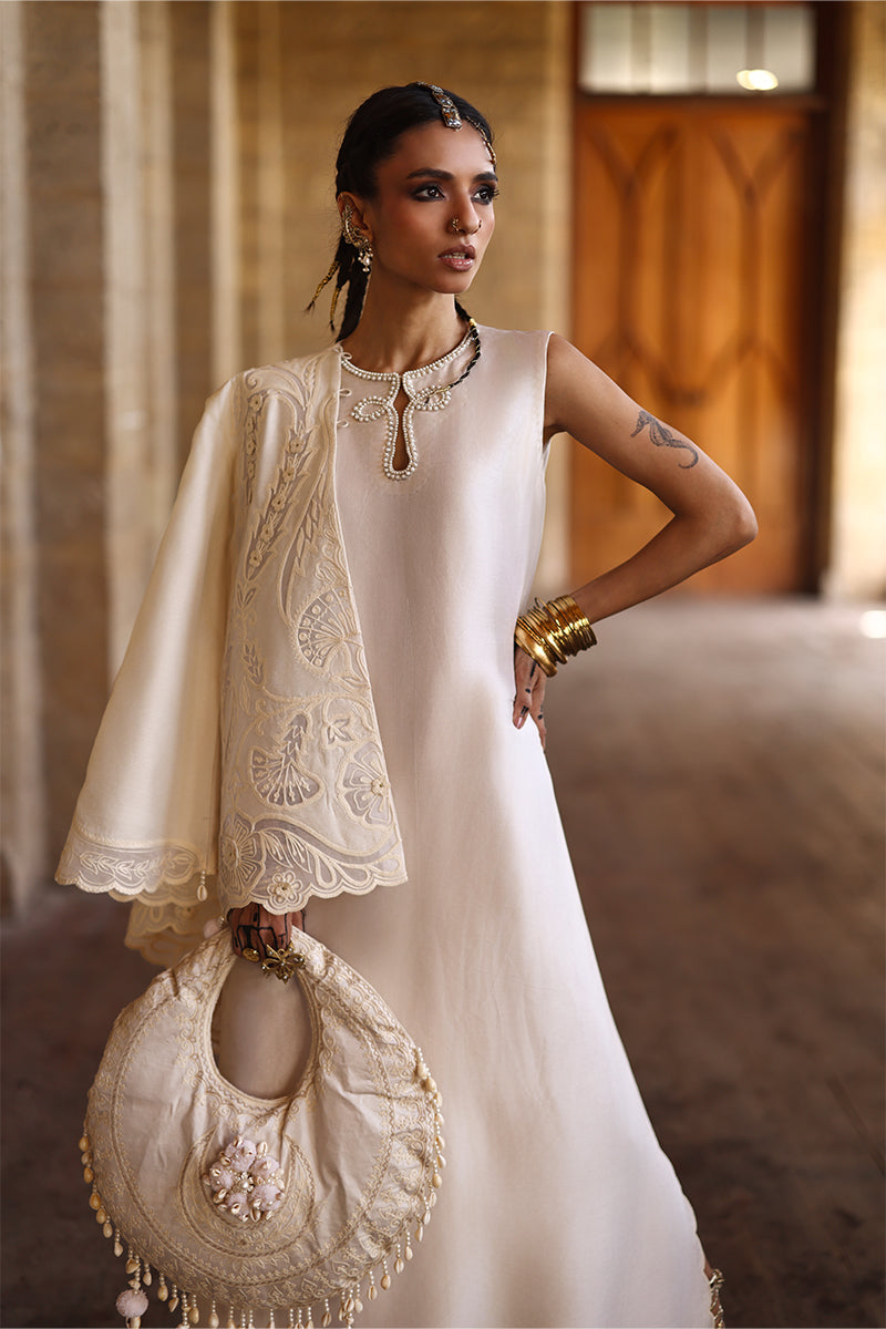 Wardha Saleem | Aari Collection 26 | Roha - by Libasekhas UK - Registered Vendor of : Wardha Saleem - 100% Original Designer Dress