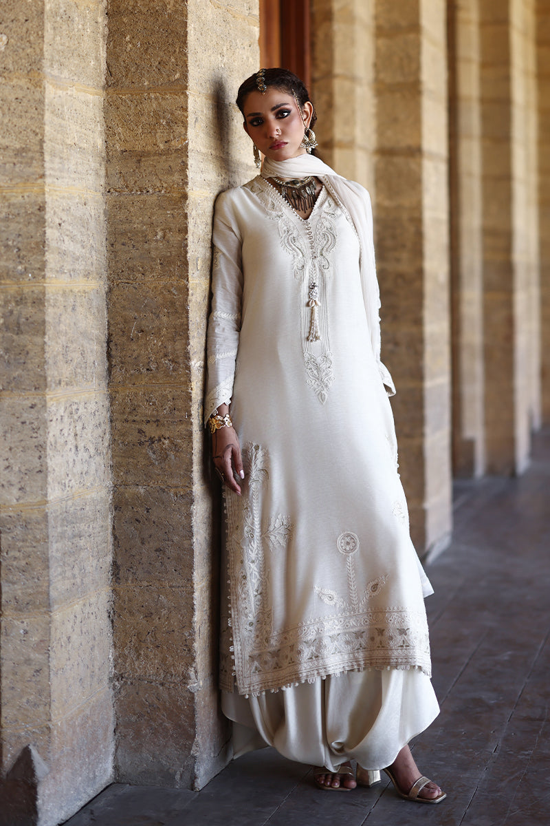 Wardha Saleem | Aari Collection 26 | Mehrunisa - by Libasekhas UK - Registered Vendor of : Wardha Saleem - 100% Original Designer Dress