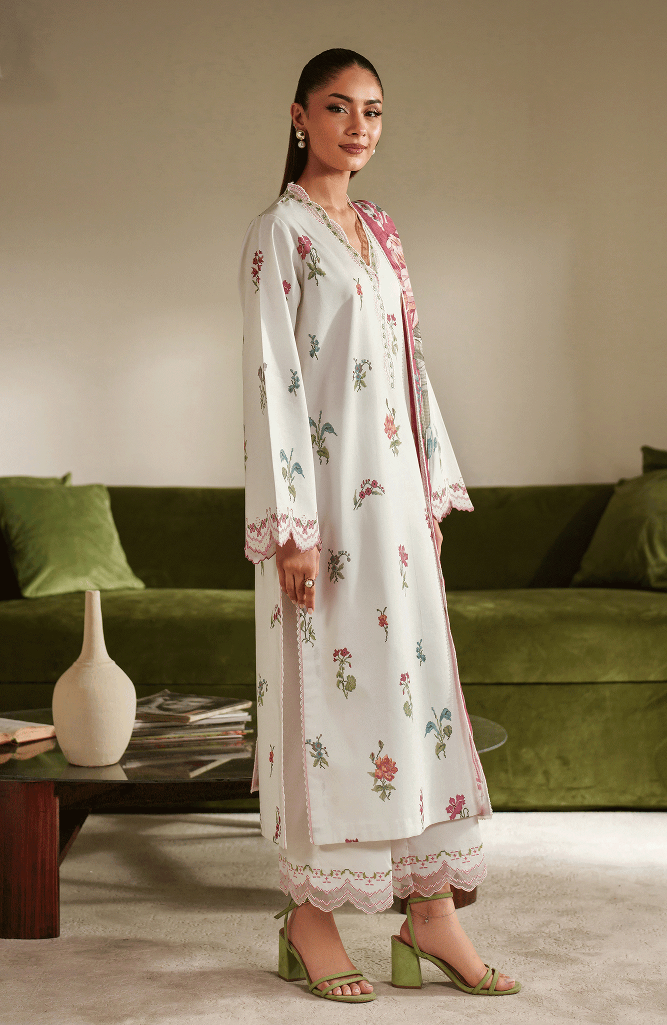 Seran | Ilara Cambric | GAELLE - by Libasekhas UK - Registered Vendor of : Seran - 100% Original Designer Dress
