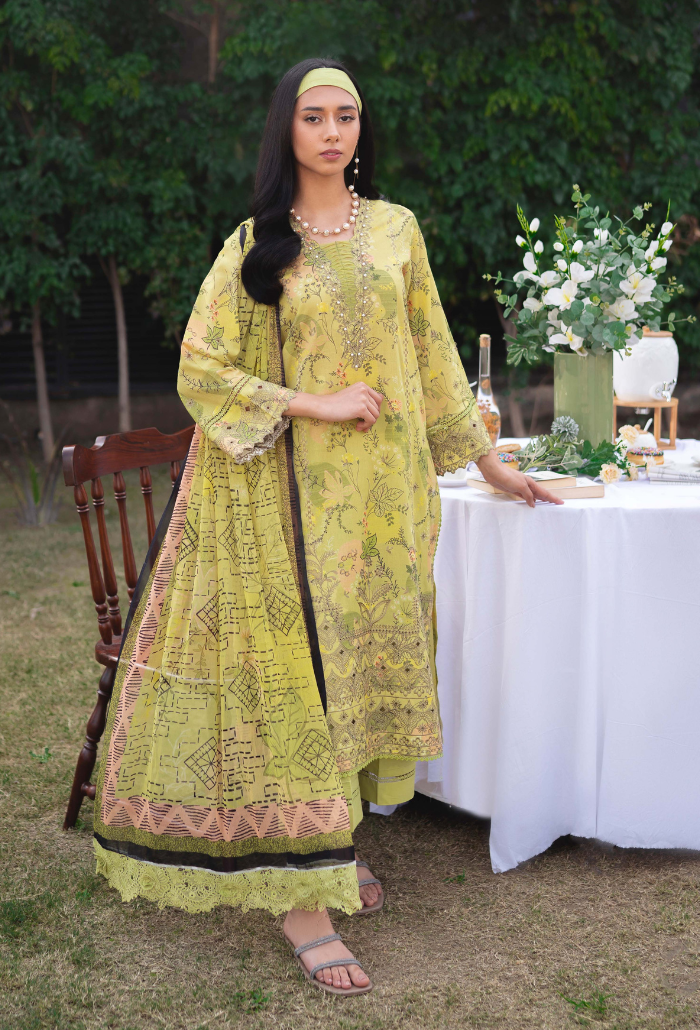 Humdum | Gardenia Lawn 24 | Printkari Lawn PLG 09 - by - Libasekhas UK - Registered Vendor of : HumDum - 100% Original Designer Dresss