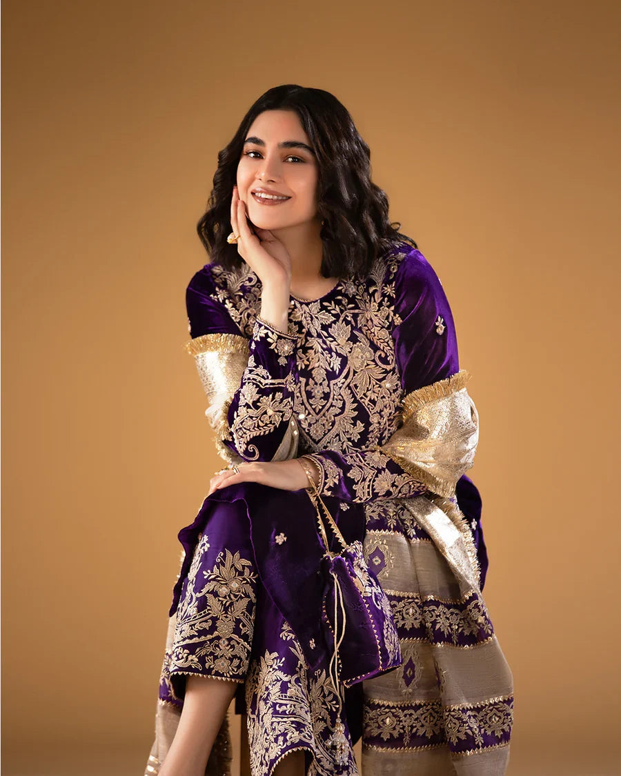 Faiza Saqlain | Luxury Formals | Madno - by Libasekhas UK - Registered Vendor of : Faiza Saqlain - 100% Original Designer Dress