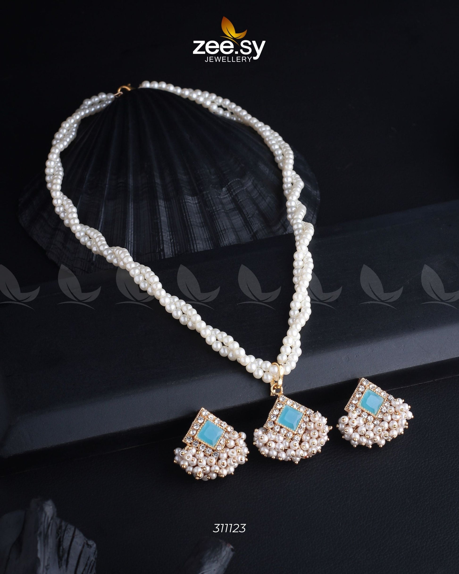 Pendant Necklace - by - Libasekhas UK - Registered Vendor of : Zeesy - 100% Original Designer Dresss