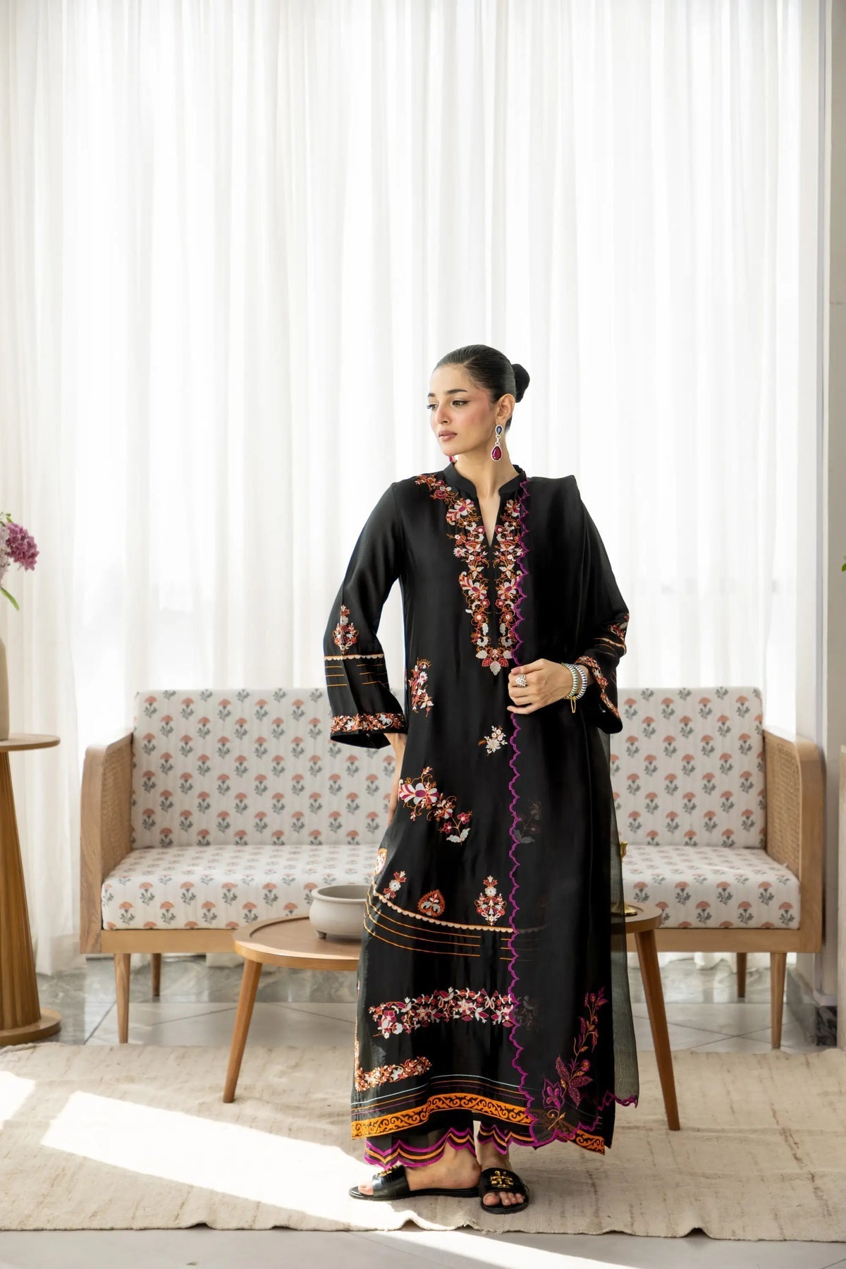 Wahaj M Khan | Sanam Luxe | Noir Sanam Kaftan - by Libasekhas UK - Registered Vendor of : Wahaj M Khan - 100% Original Designer Dress