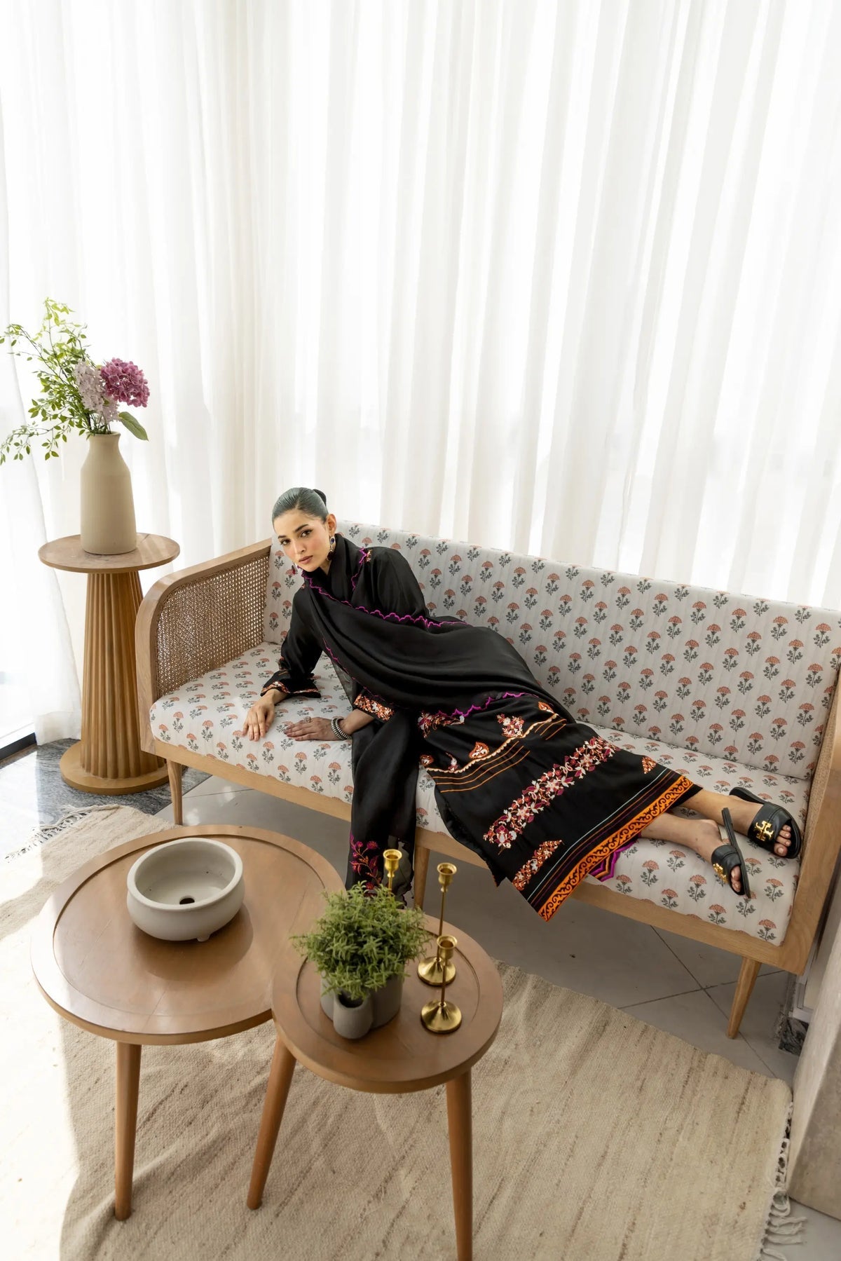 Wahaj M Khan | Sanam Luxe | Noir Sanam Kaftan - by Libasekhas UK - Registered Vendor of : Wahaj M Khan - 100% Original Designer Dress