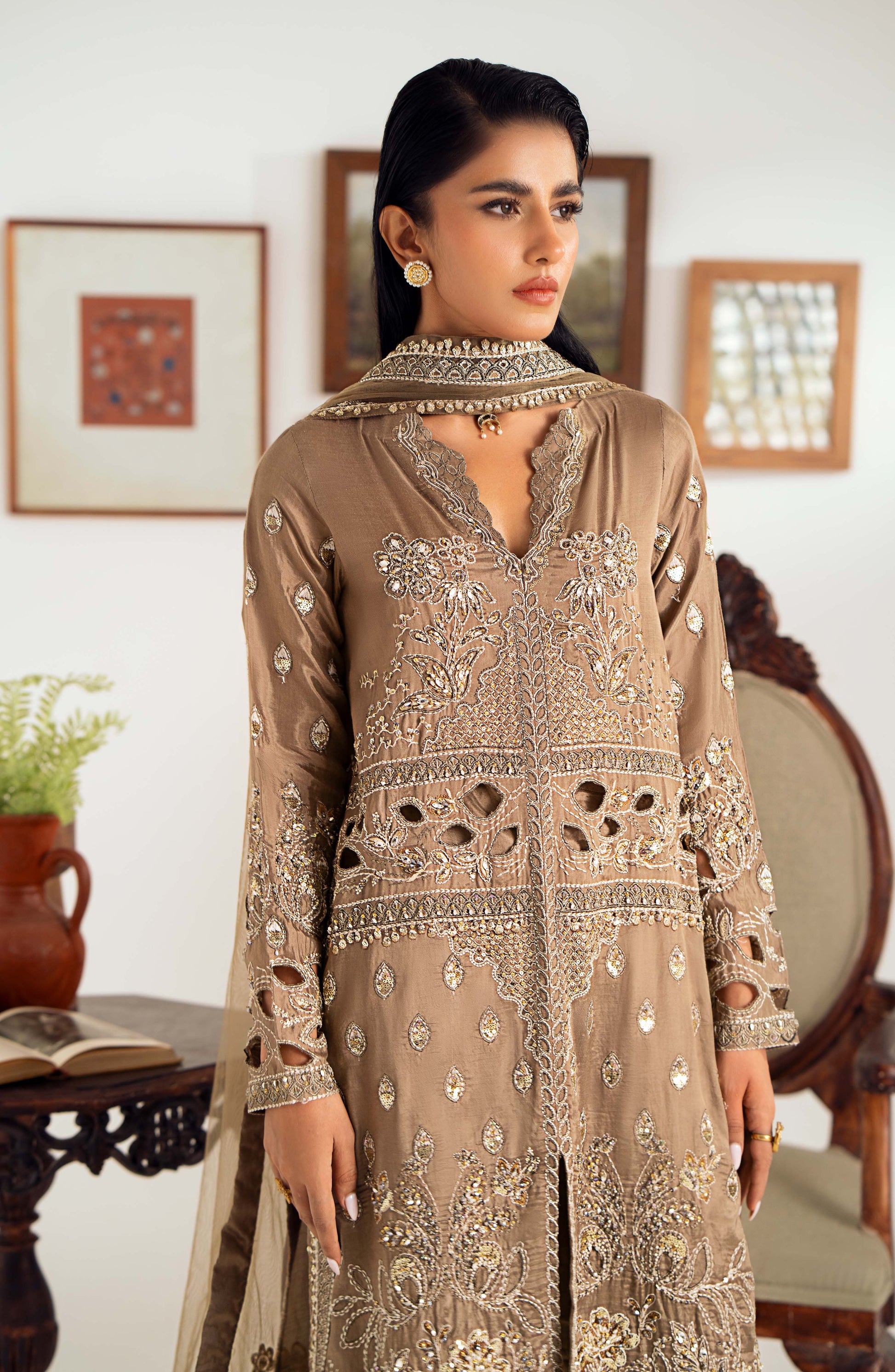 Maryum N Maria | Dastan Formals | ARELA - MS40029 - by - Libasekhas UK - Registered Vendor of : Maryam N Maria - 100% Original Designer Dresss