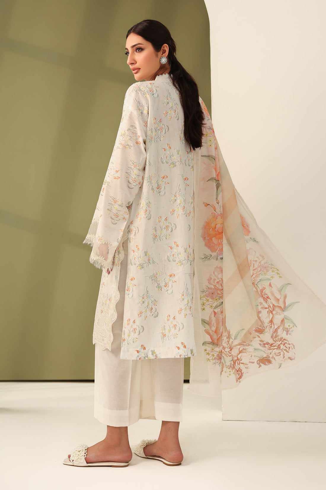 Baroque | Eid Printique | EMBROIDERED PRINTED LAWN UF-4181 - by - Libasekhas UK - Registered Vendor of : Baroque - 100% Original Designer Dresss
