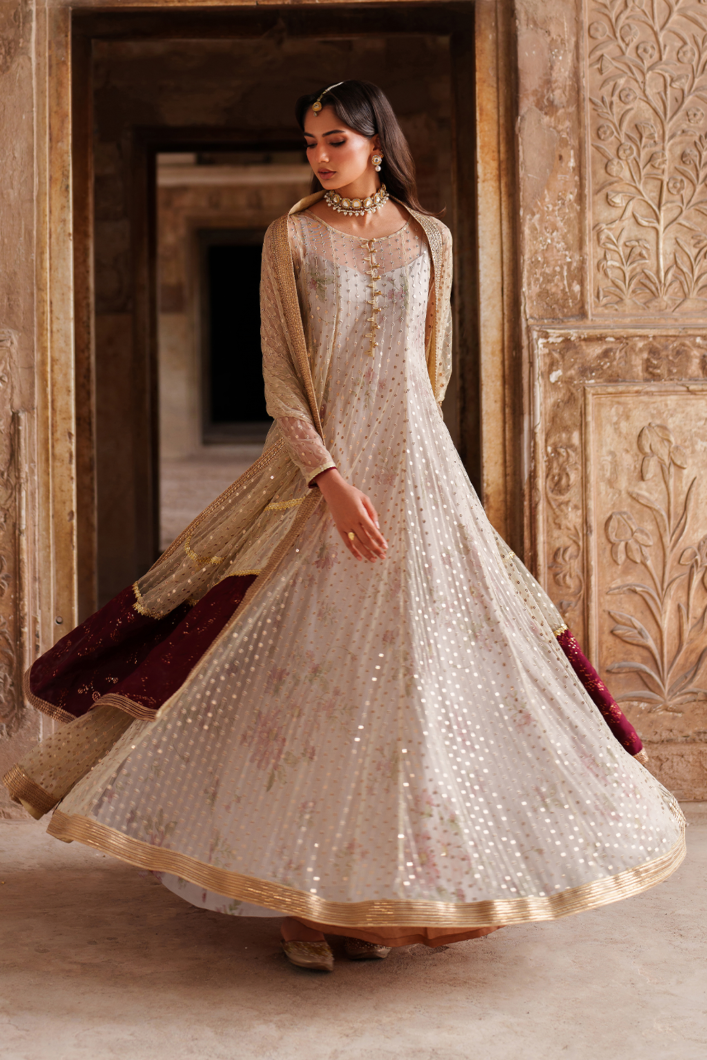 Iznik | Festive Formal | UE-548 Embroidered Net - by Libasekhas UK - Registered Vendor of : Iznik - 100% Original Designer Dress